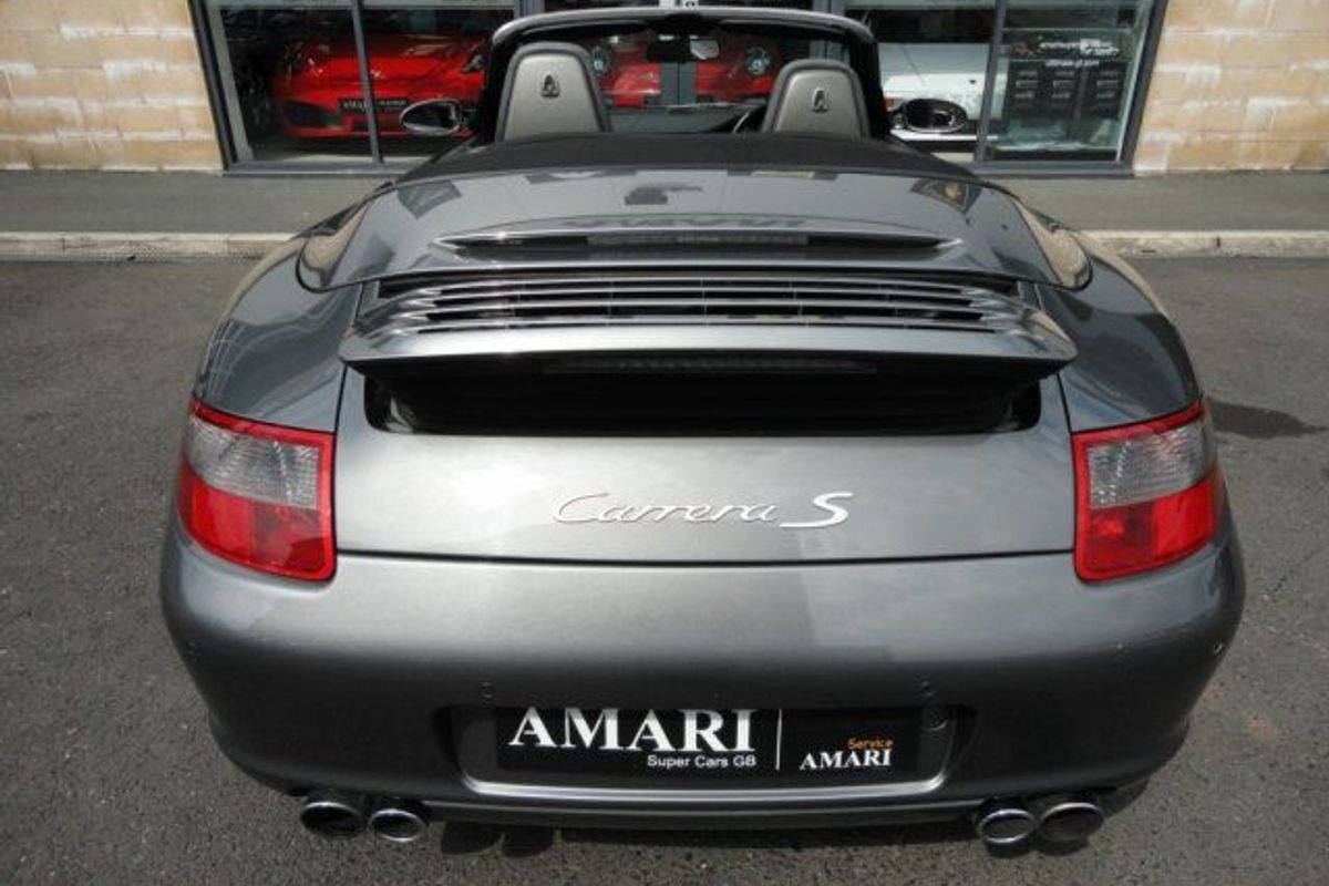 PORSCHE Carrera 2 TIPTRONIC S