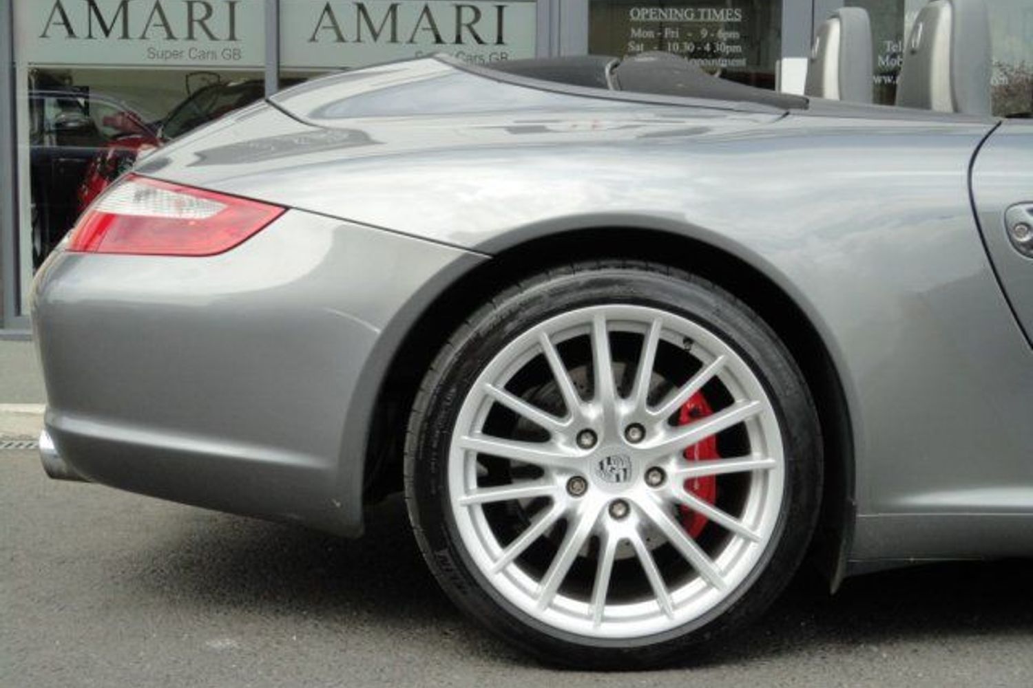 PORSCHE Carrera 2 TIPTRONIC S