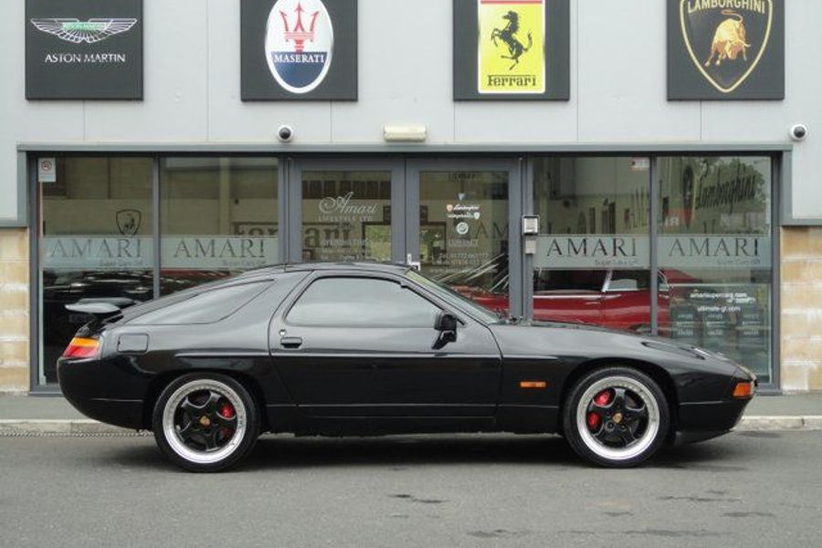 1986 PORSCHE 928 S4