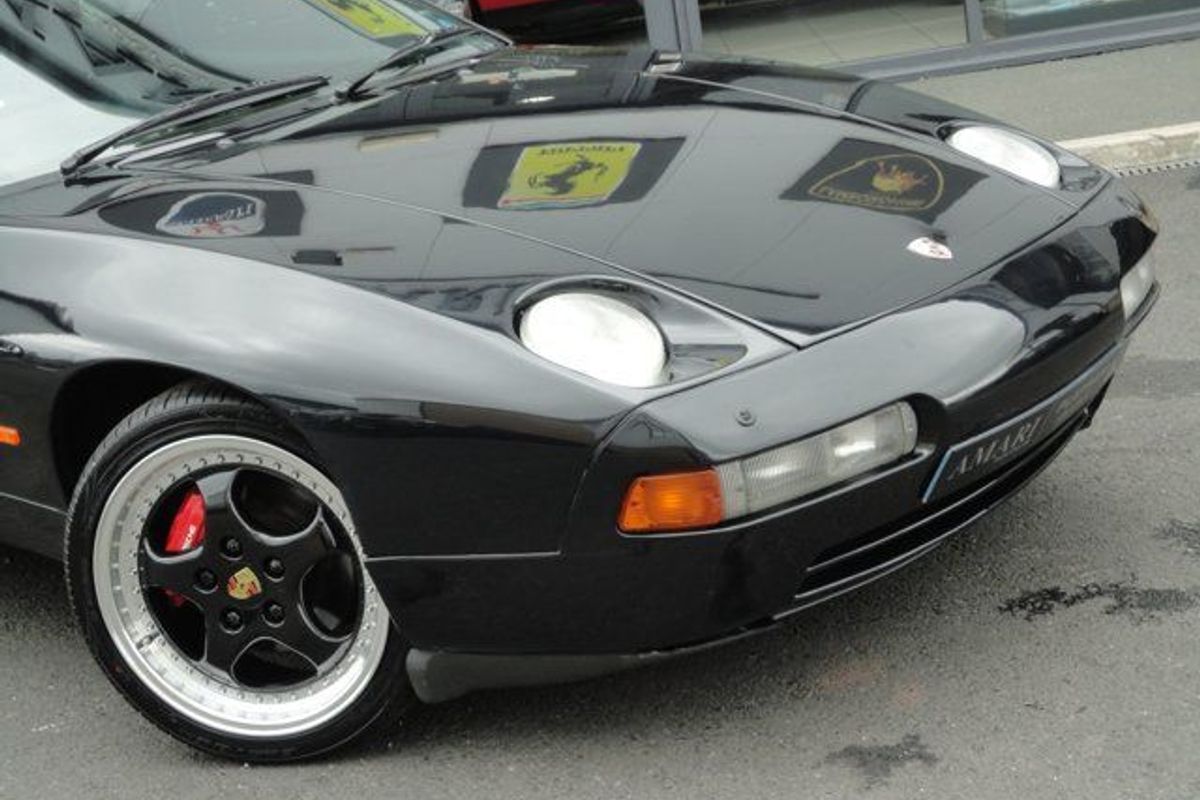 PORSCHE 928 S4 5.0 V8