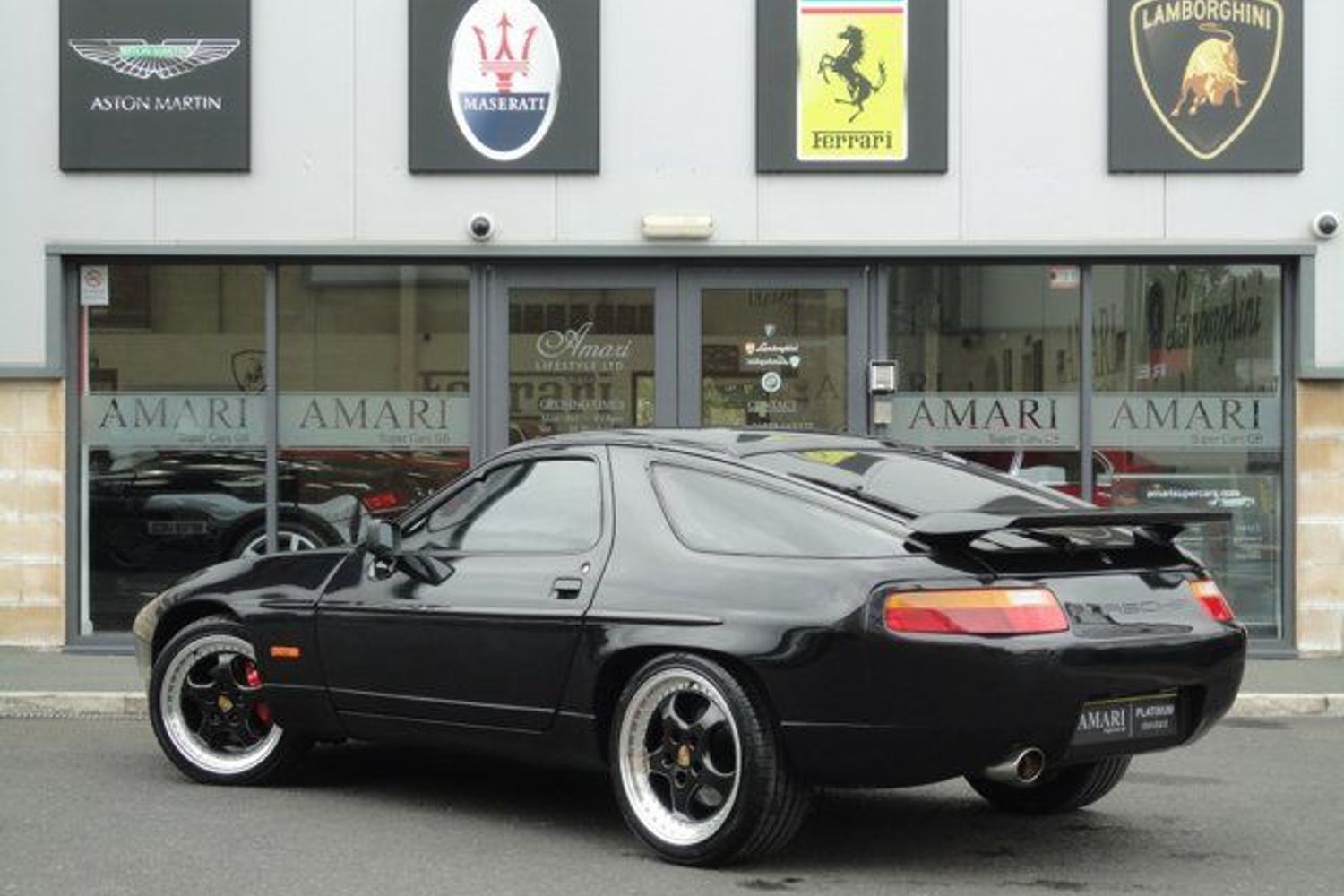 PORSCHE 928 S4 5.0 V8