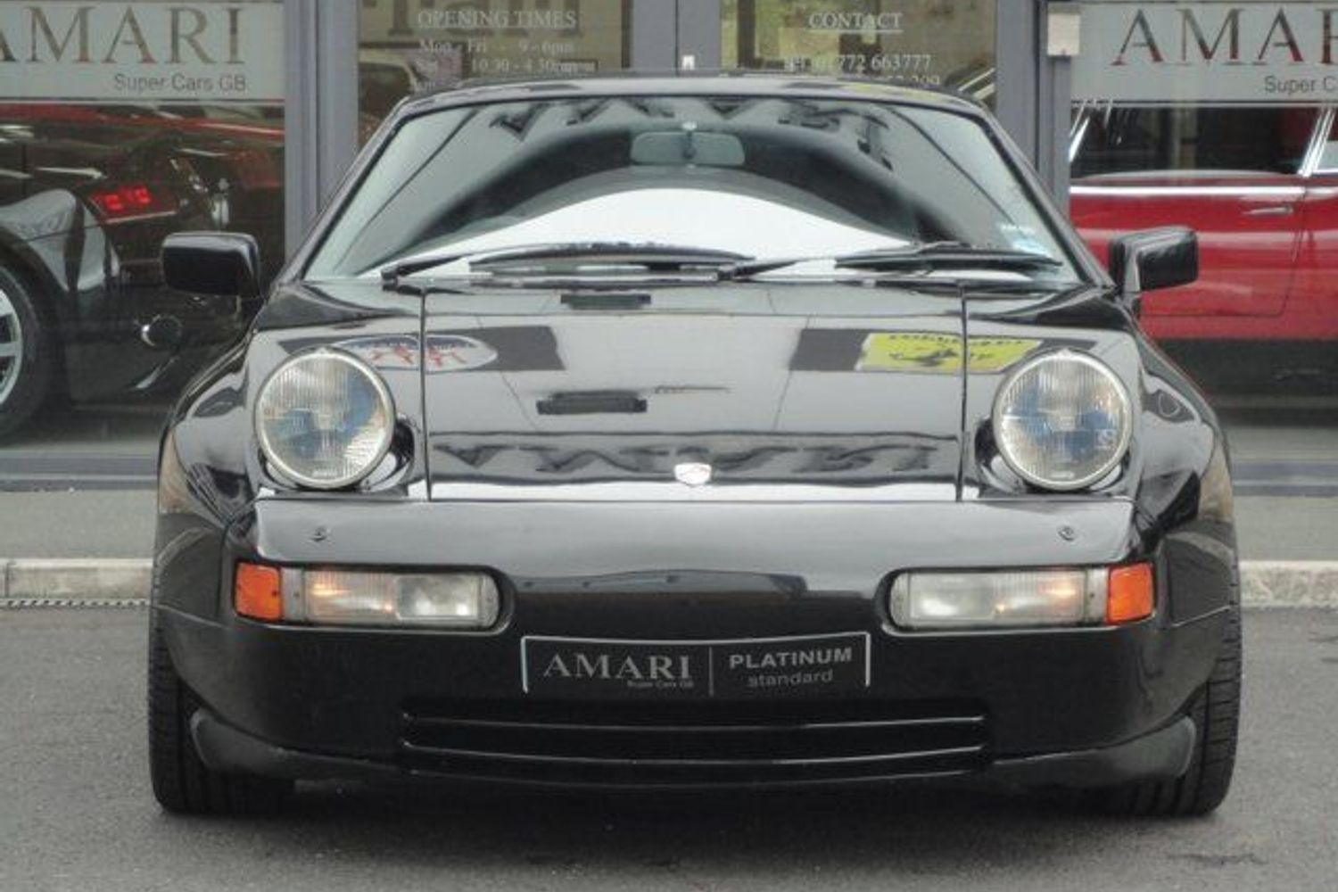 PORSCHE 928 S4 5.0 V8