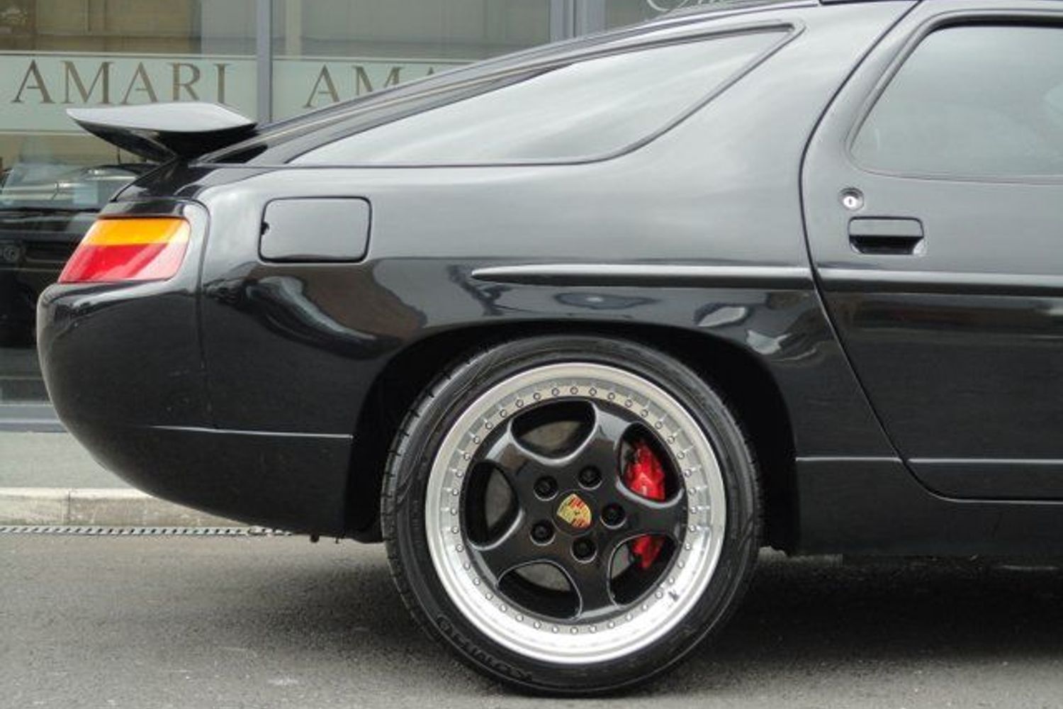 PORSCHE 928 S4 5.0 V8