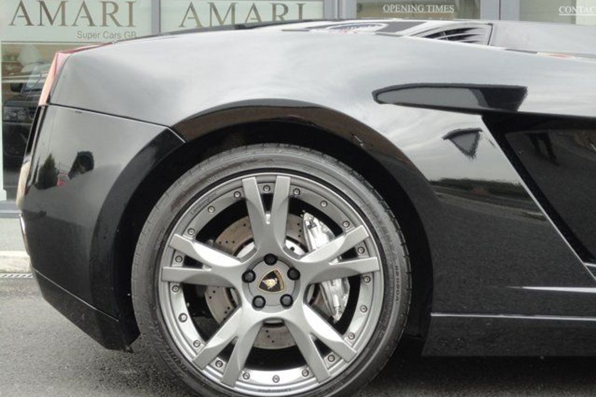 LAMBORGHINI Gallardo Spyder E - Gear