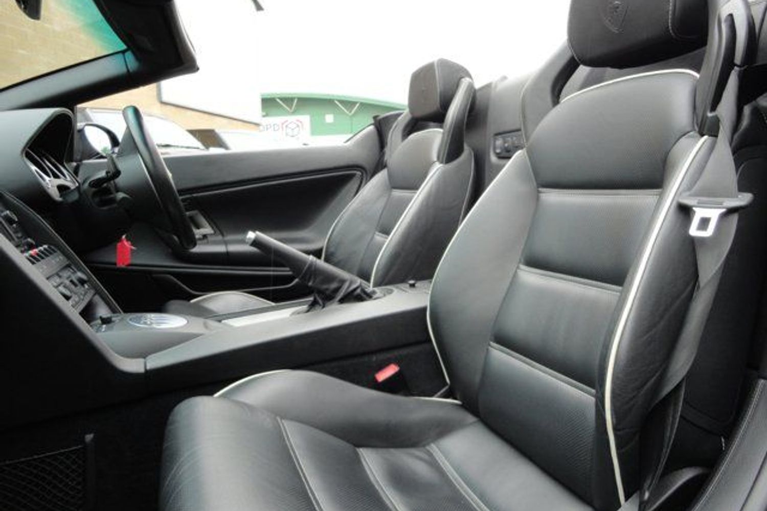 LAMBORGHINI Gallardo Spyder E - Gear