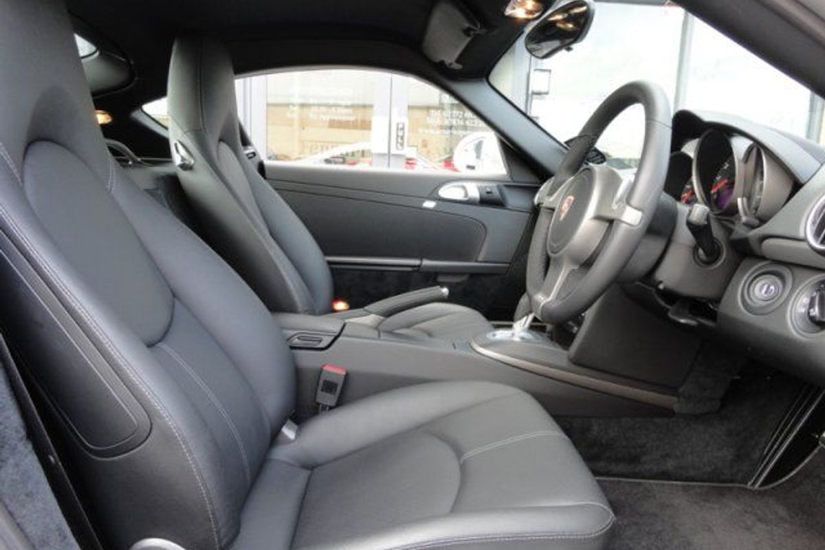 PORSCHE Cayman PDK