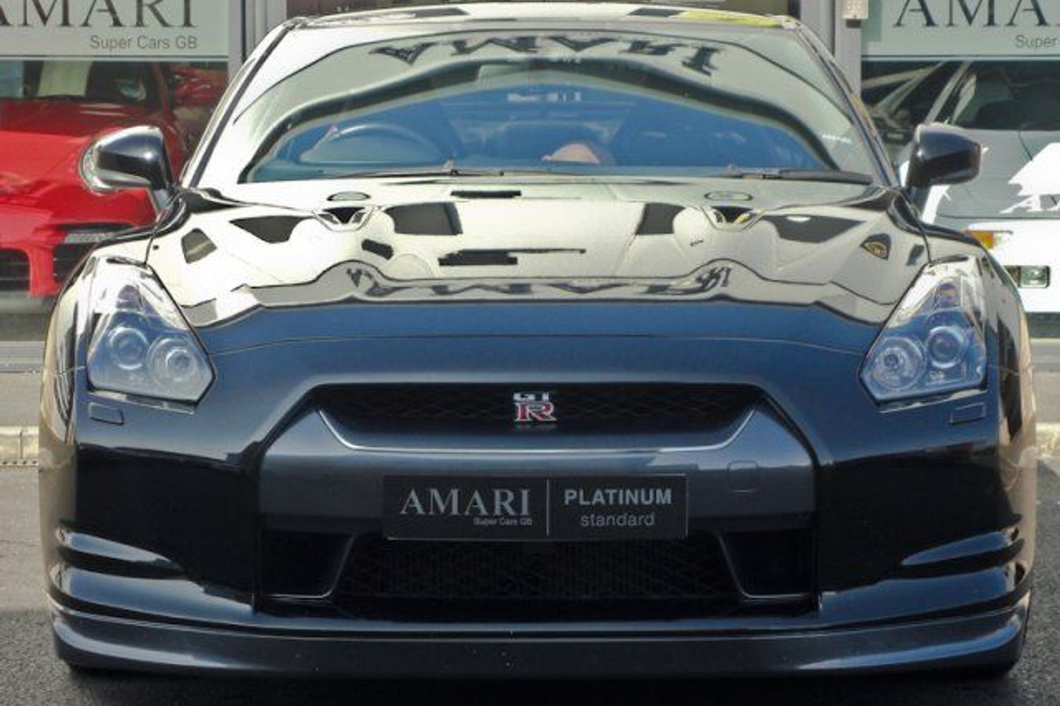 NISSAN GT-R Black Edition