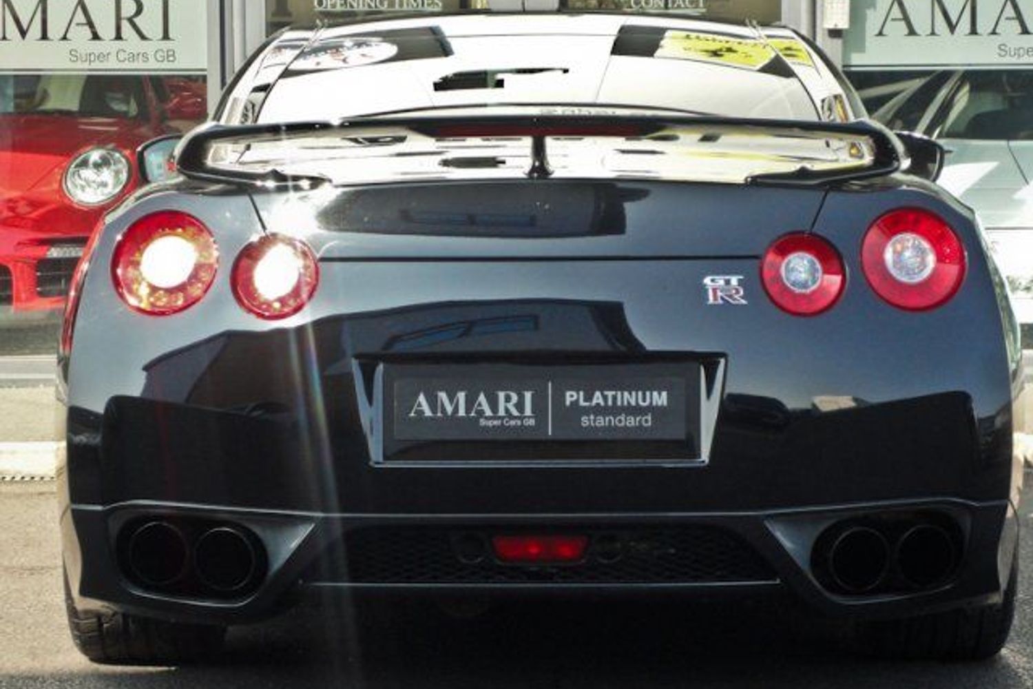 NISSAN GT-R Black Edition