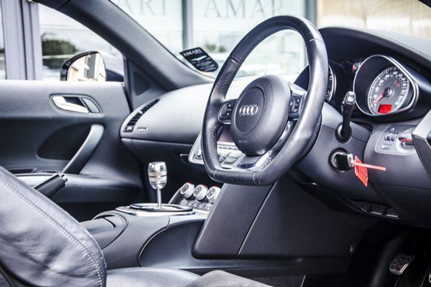 AUDI R8 V8 4.2 FSI 6 Speed Manual