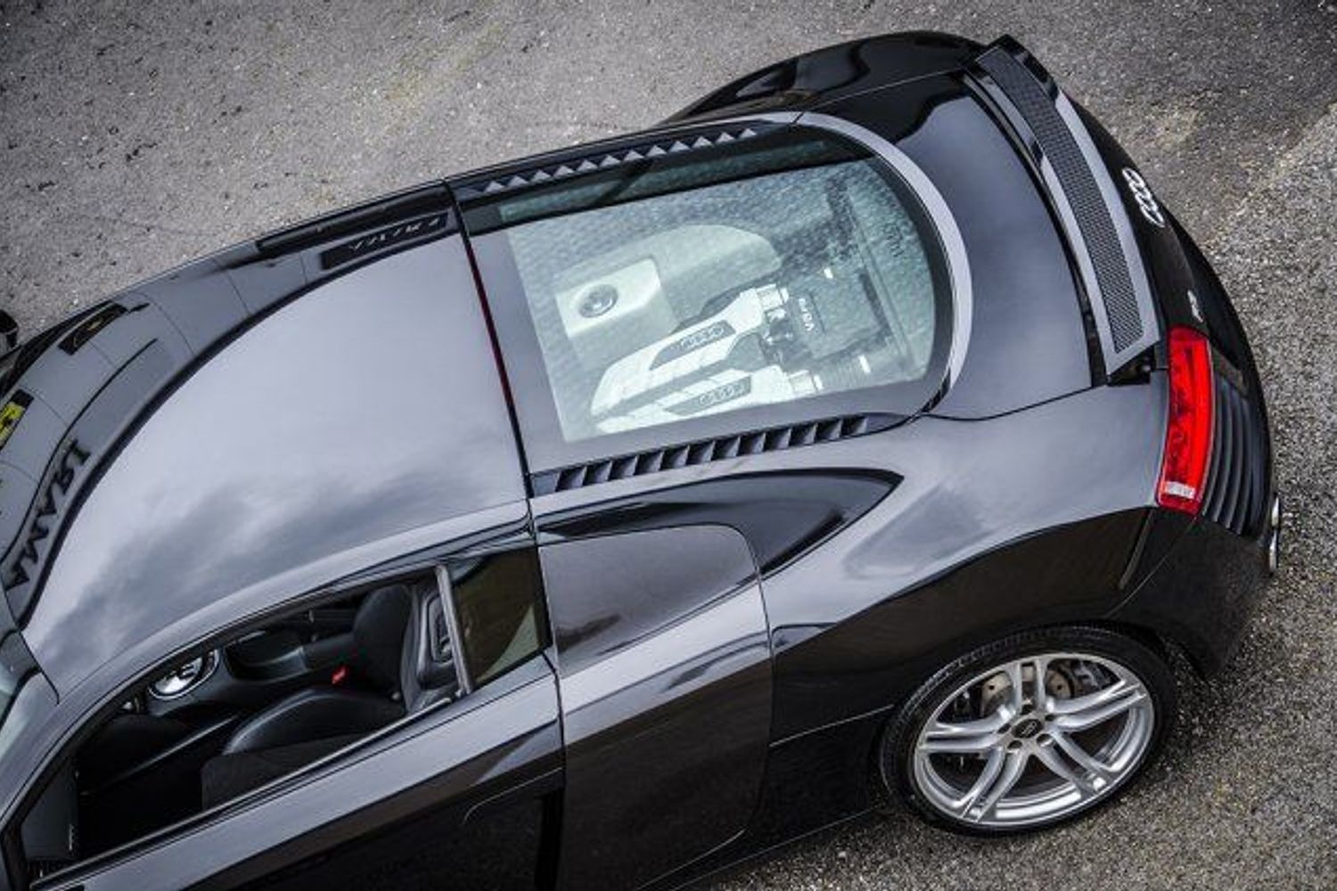 AUDI R8 V8 4.2 FSI 6 Speed Manual