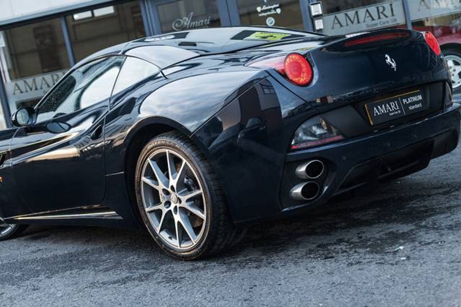 FERRARI California F1