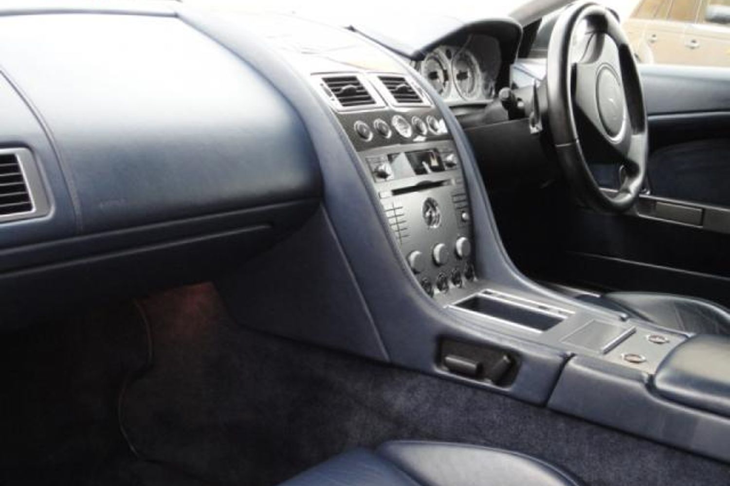 ASTON MARTIN DB9 COUPE V12 Touchtronic Auto