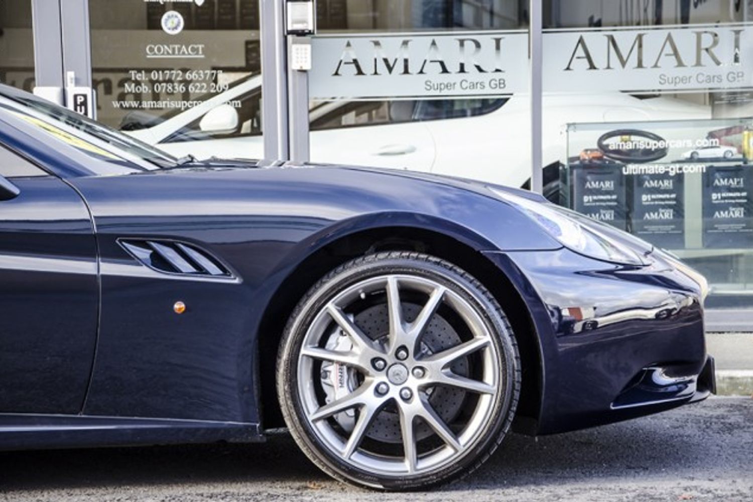 FERRARI California F1