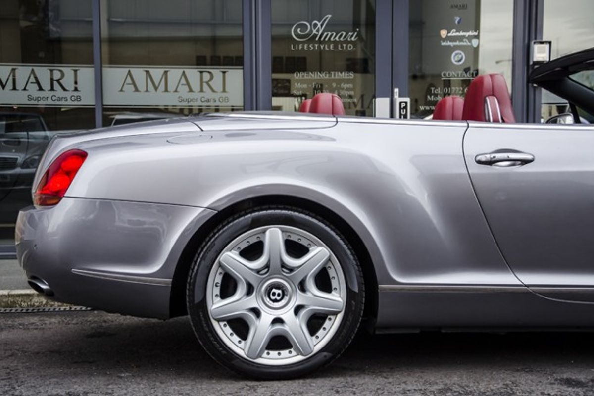 BENTLEY Continental GTC