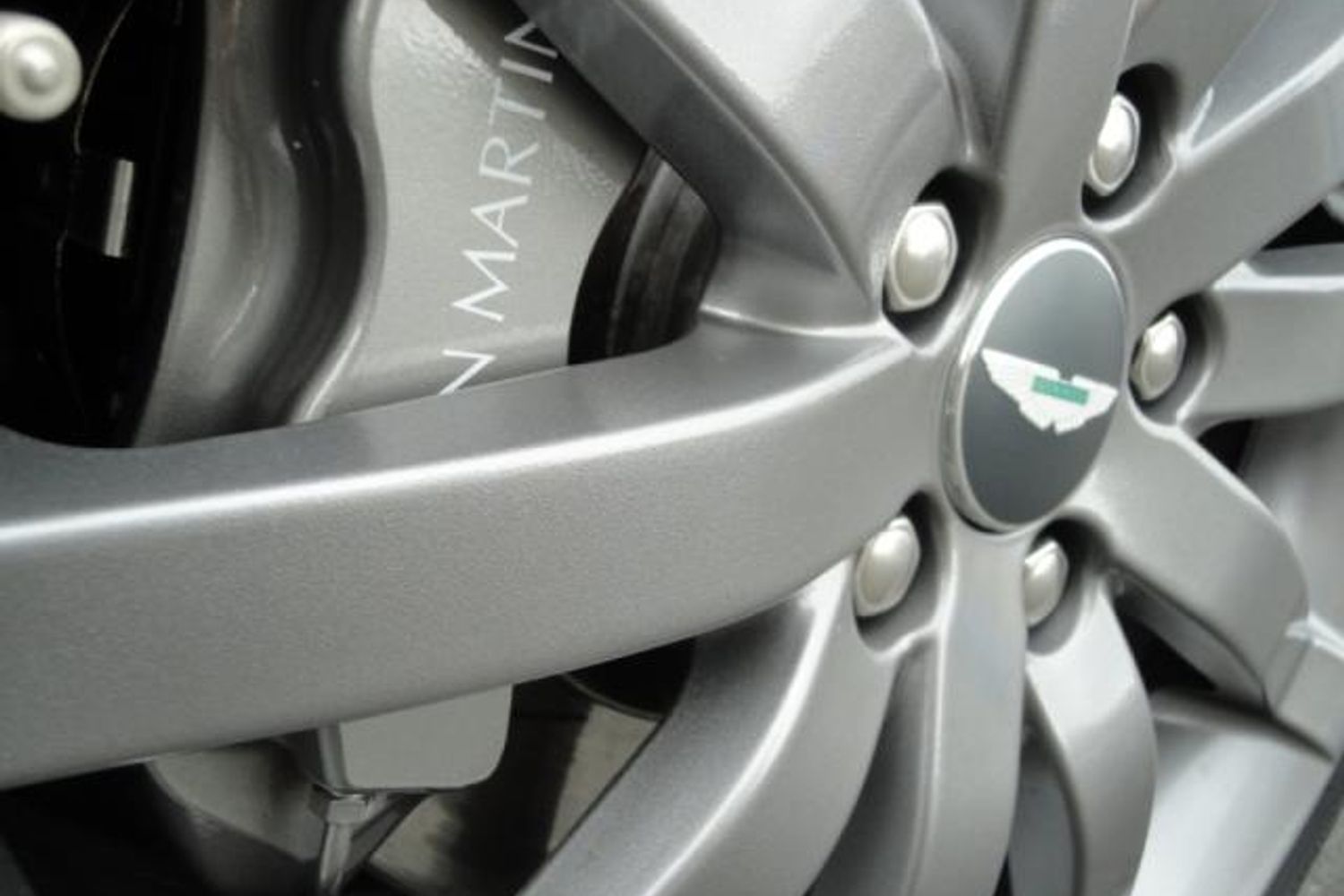 ASTON MARTIN DB9 COUPE V12 Touchtronic Auto