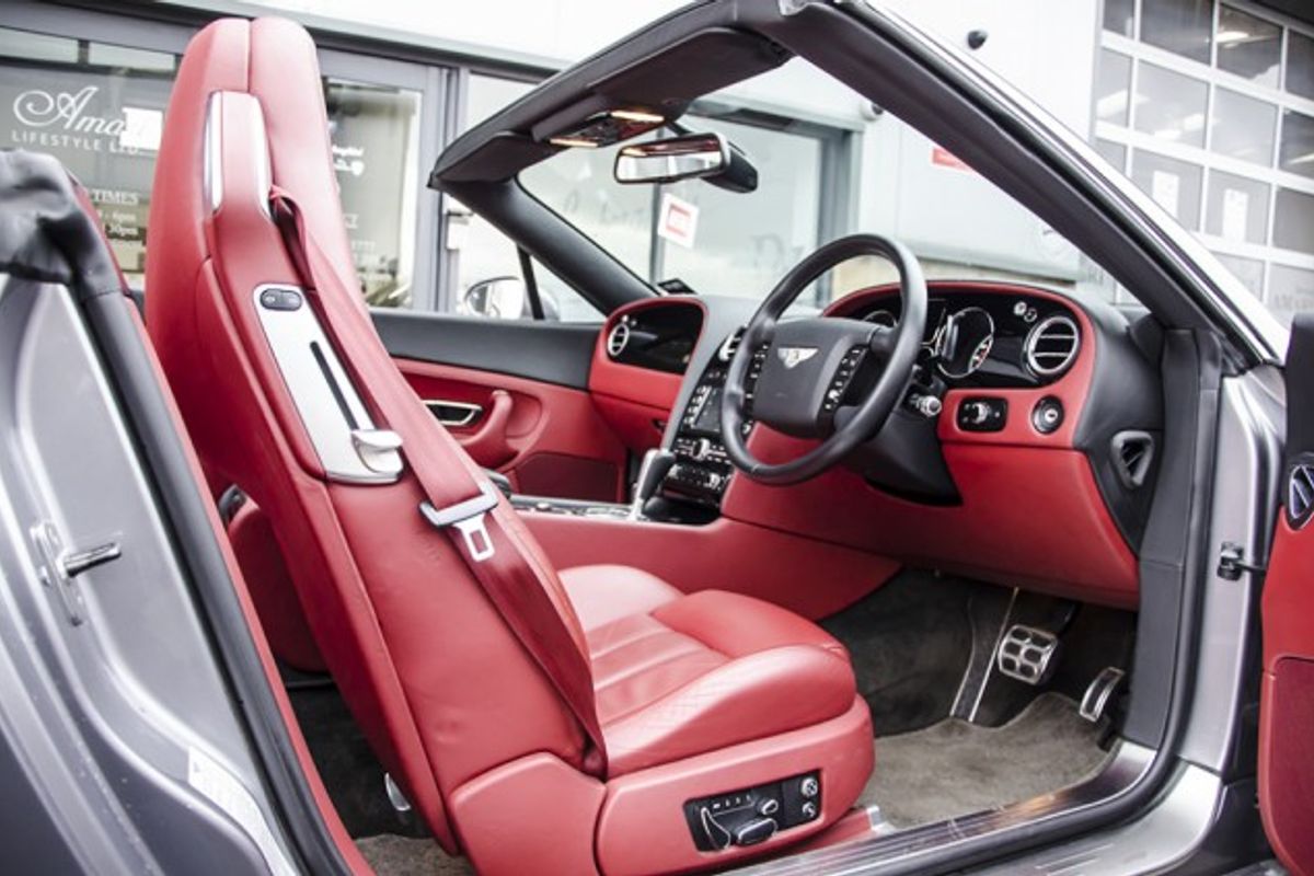 BENTLEY Continental GTC