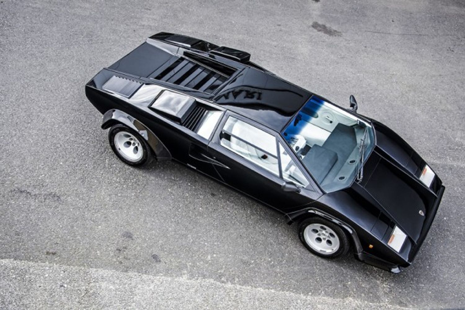 LAMBORGHINI COUNTACH 5000S