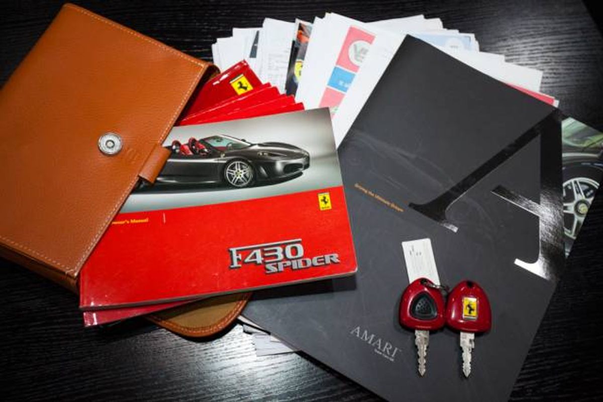 FERRARI F430 Spider F1 - Carbon Race Seats -