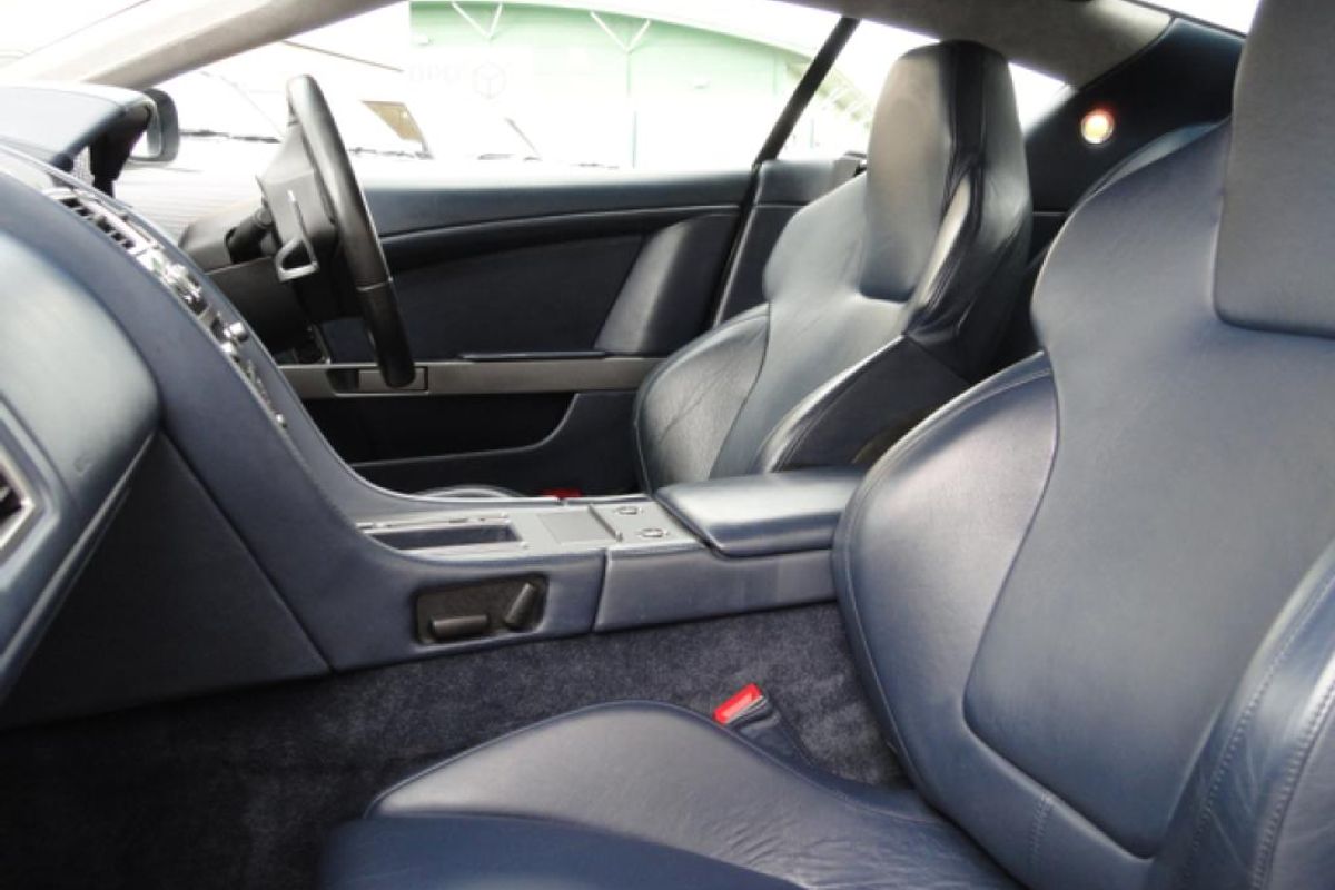 ASTON MARTIN DB9 COUPE V12 Touchtronic Auto