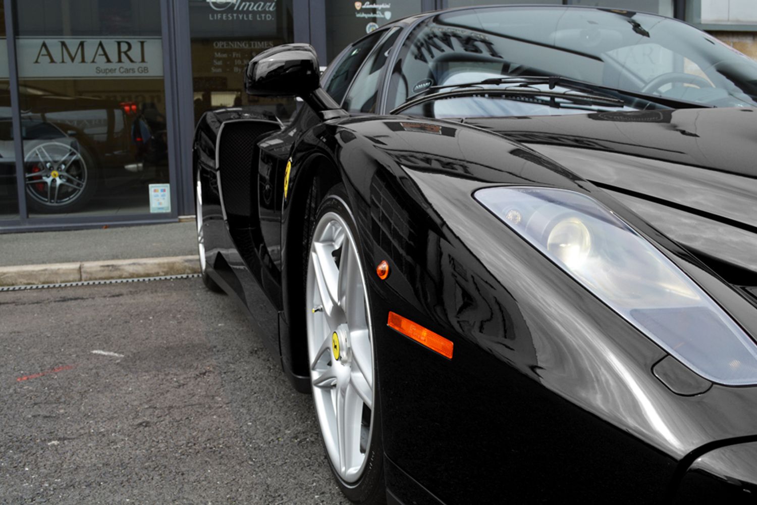 FERRARI Enzo Sheikh Amari's Personal Collection