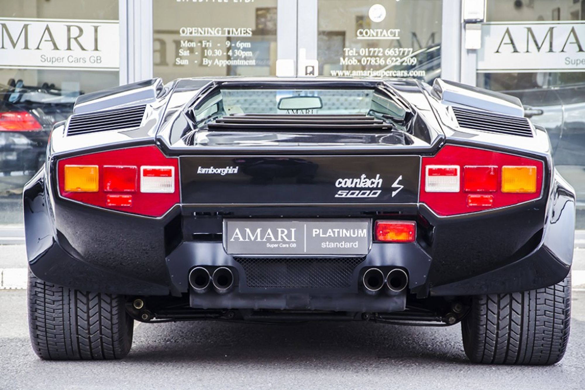 1983 LAMBORGHINI COUNTACH Previously Sold | AMARI™ Supercars