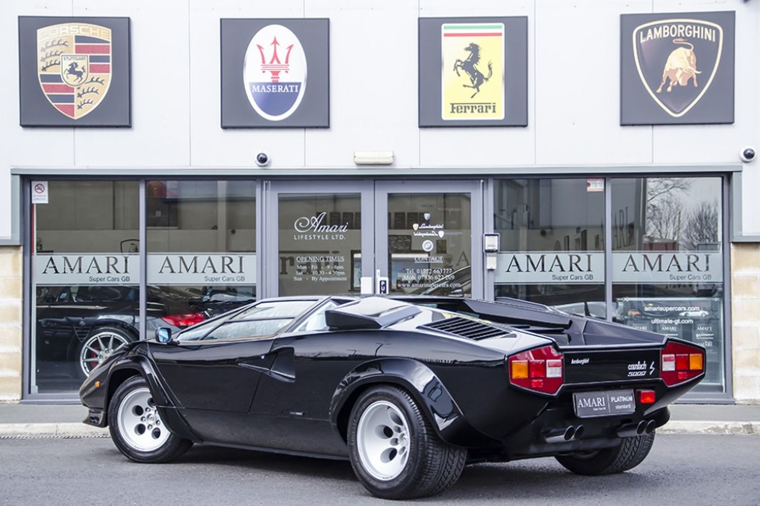 LAMBORGHINI COUNTACH 5000S