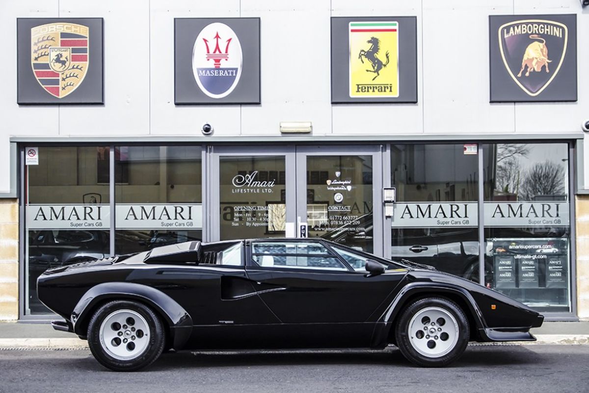 LAMBORGHINI COUNTACH 5000S