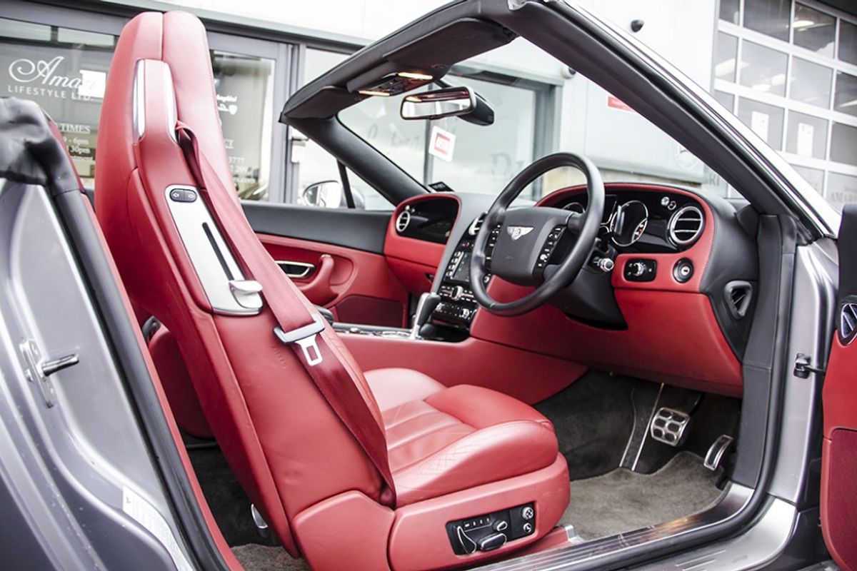 BENTLEY Continental GTC