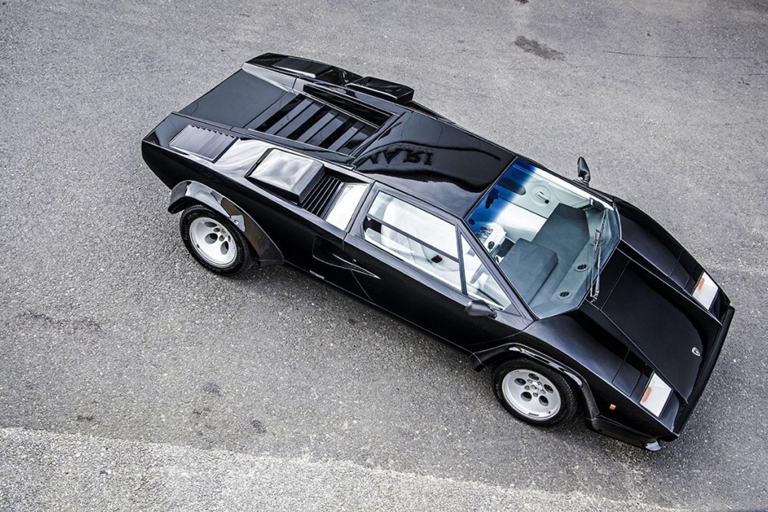 LAMBORGHINI COUNTACH 5000S
