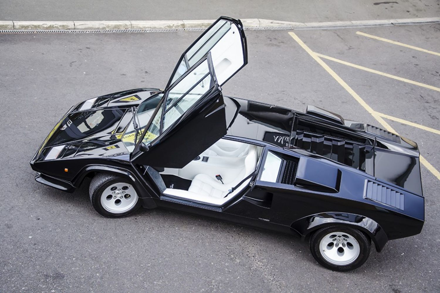 LAMBORGHINI COUNTACH 5000S