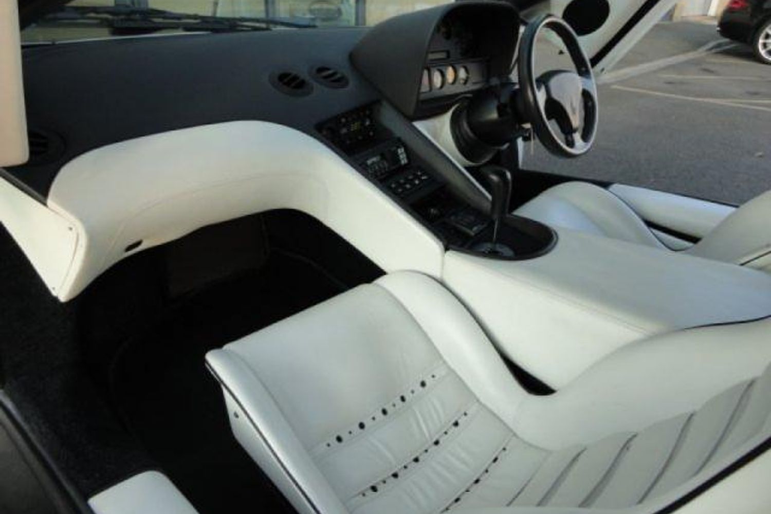 LAMBORGHINI DIABLO