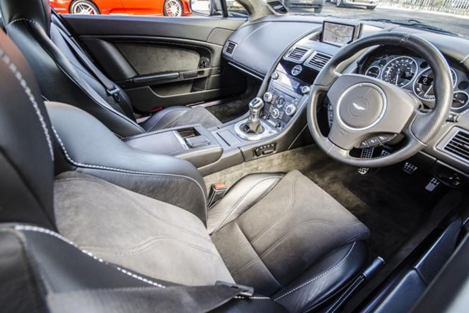ASTON MARTIN V12 VANTAGE COUPE SPECIAL EDITIONS 2dr