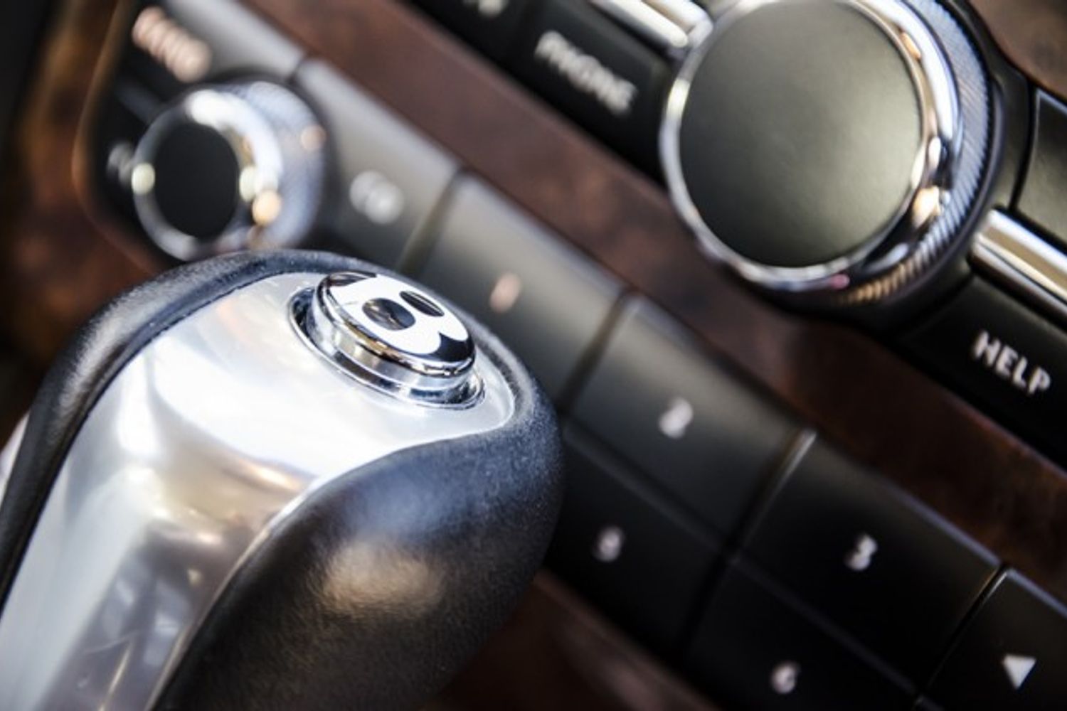 BENTLEY CONTINENTAL FLYING SPUR SALOON 6.0 W12 Auto
