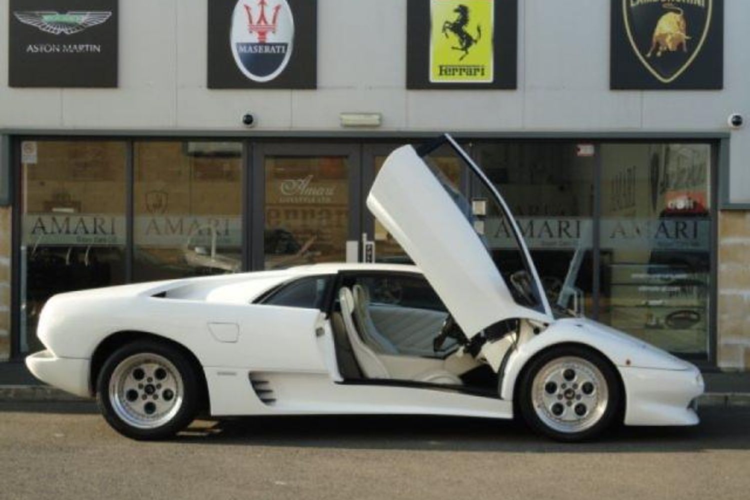 LAMBORGHINI DIABLO