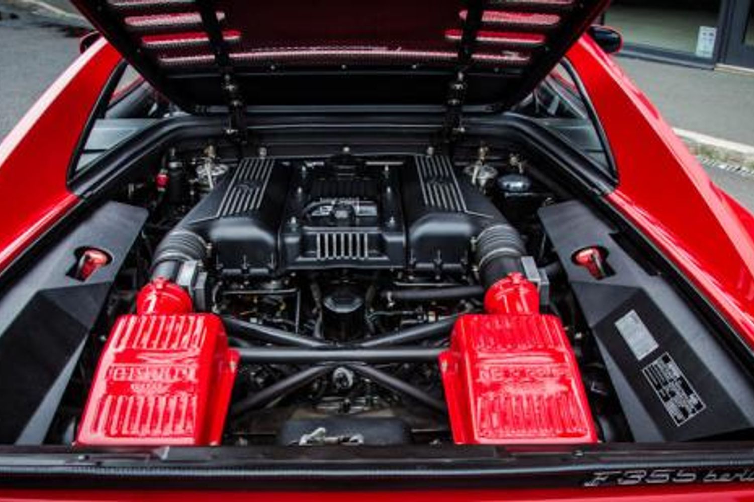 FERRARI F355 COUPE Berlinetta