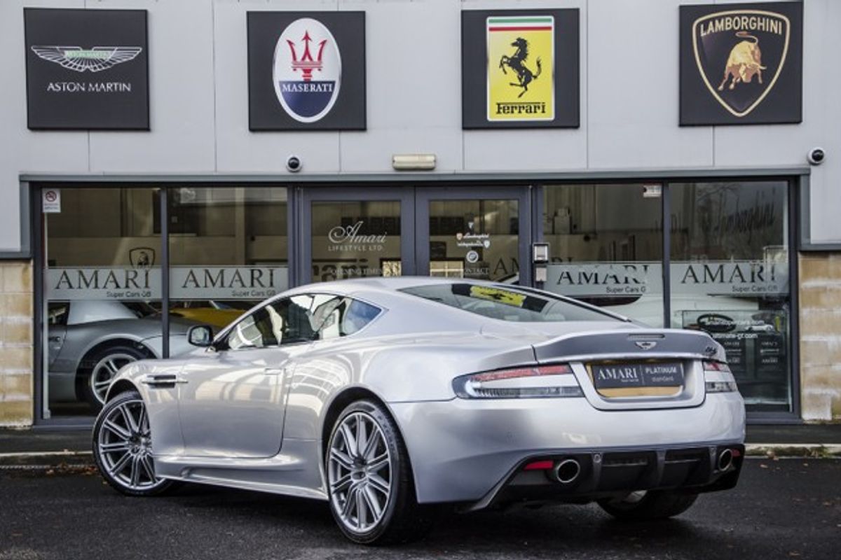 ASTON MARTIN DBS COUPE V12
