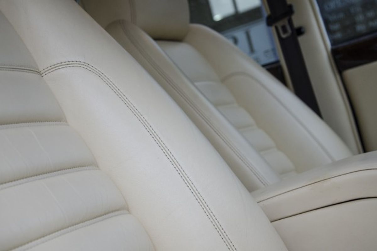 BENTLEY Brooklands Mulliner R
