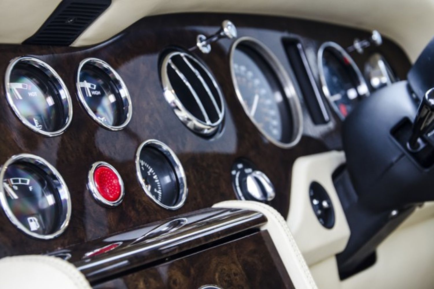 BENTLEY Brooklands Mulliner R