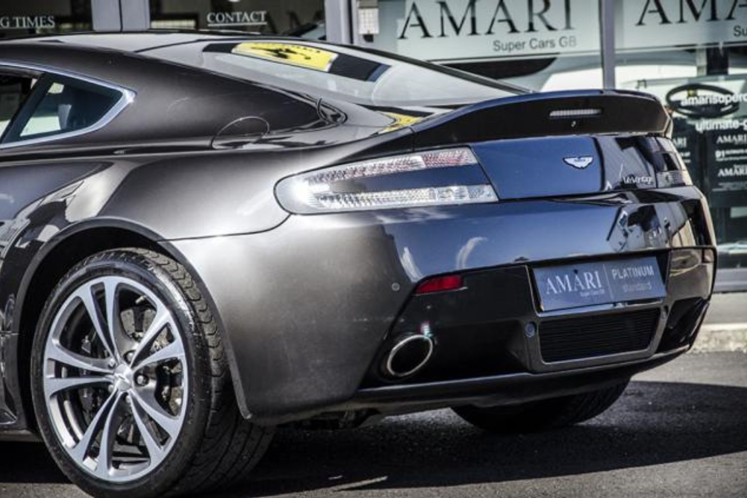 ASTON MARTIN V12 VANTAGE COUPE SPECIAL EDITIONS 2dr