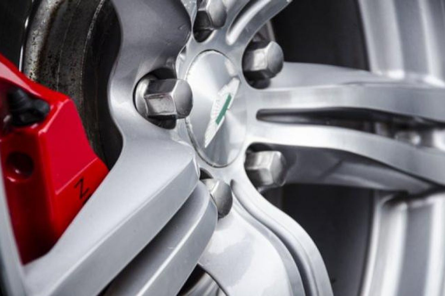ASTON MARTIN DB9 COUPE V12 Touchtronic Auto
