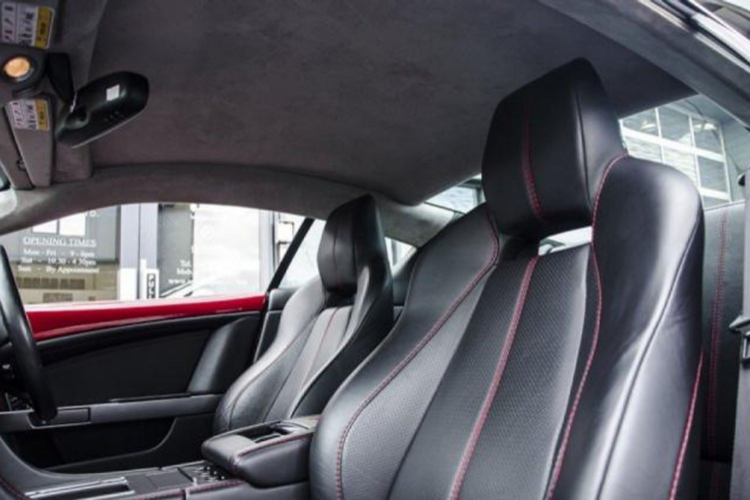 ASTON MARTIN DB9 COUPE V12 Touchtronic Auto