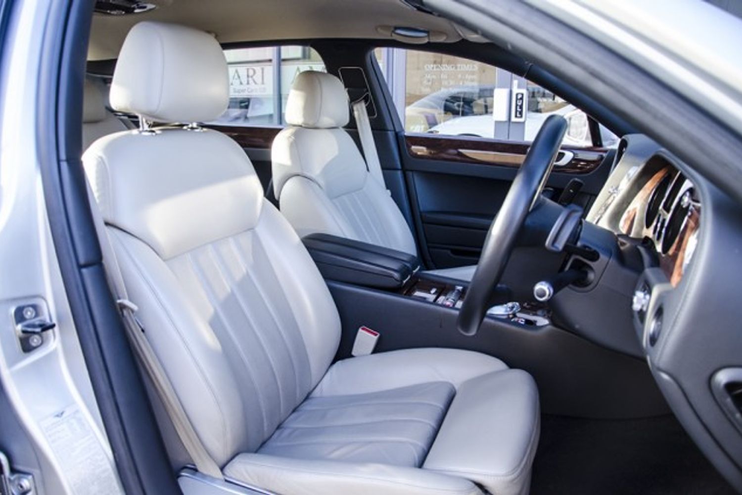 BENTLEY CONTINENTAL FLYING SPUR SALOON 6.0 W12 Auto
