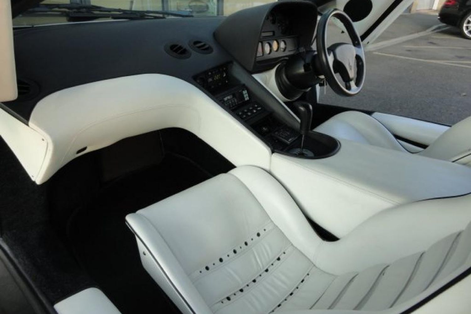 LAMBORGHINI DIABLO