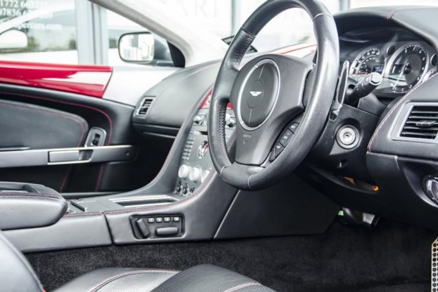 ASTON MARTIN DB9 COUPE V12 Touchtronic Auto