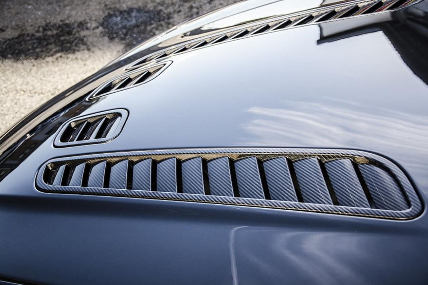 ASTON MARTIN V12 VANTAGE COUPE SPECIAL EDITIONS 2dr