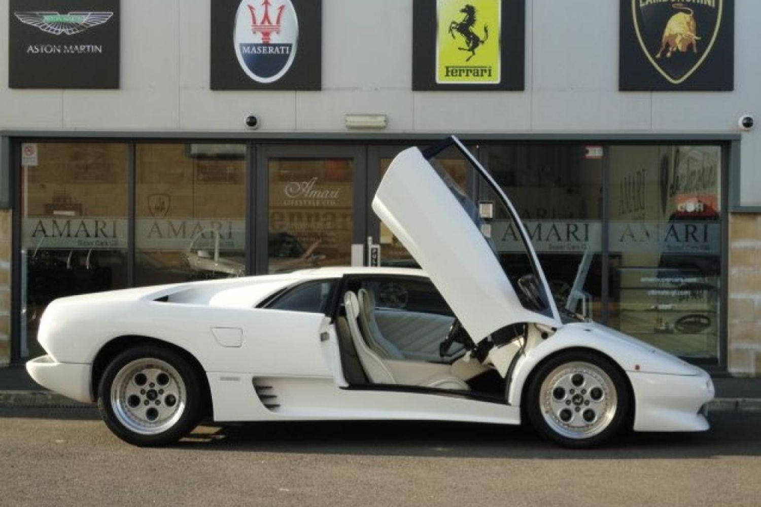 LAMBORGHINI DIABLO