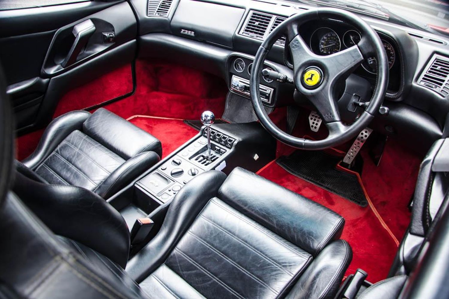 FERRARI F355 COUPE Berlinetta