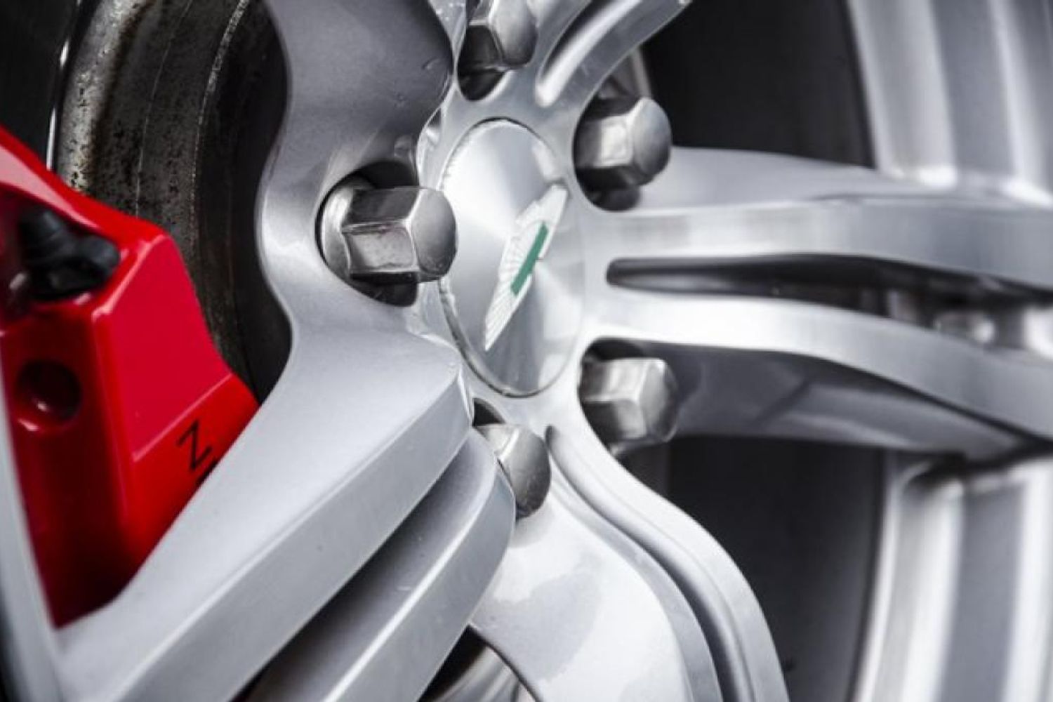 ASTON MARTIN DB9 COUPE V12 Touchtronic Auto