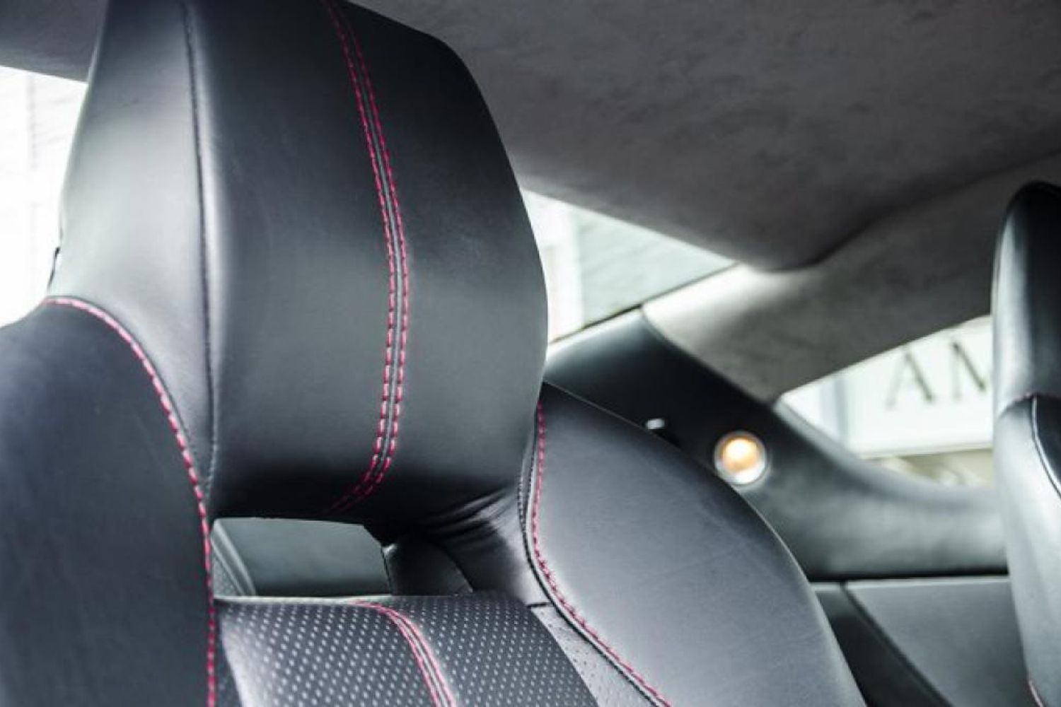 ASTON MARTIN DB9 COUPE V12 Touchtronic Auto