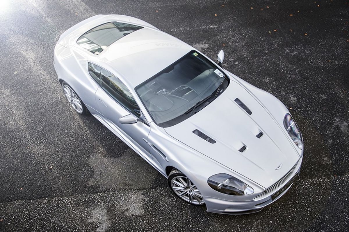 ASTON MARTIN DBS COUPE V12